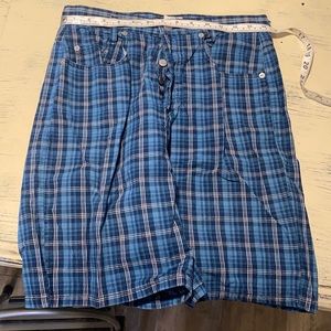 90’s vintage Guess Bermuda shorts